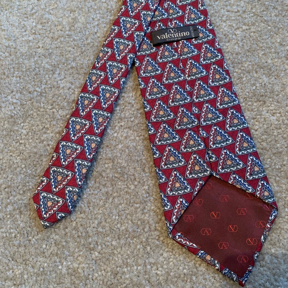 Valentino Tie